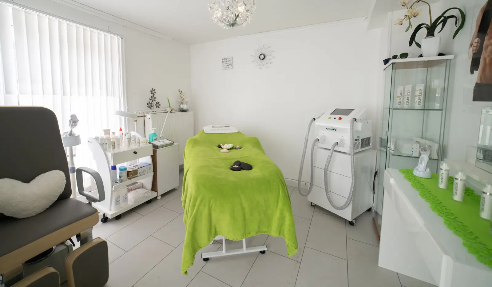 A bright, welcoming clinical space for day treatment